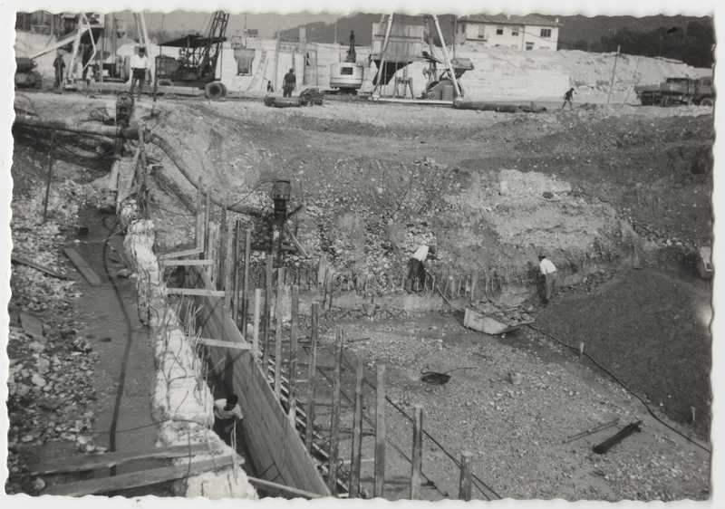 Fiume Isonzo, Gorizia. Panorama del cantiere di bonifica. Costruzione scivolo 5
